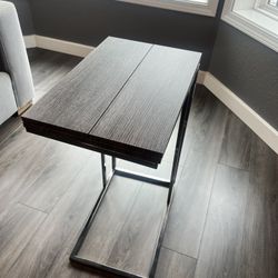 C Table / End table