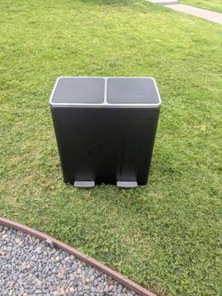 Trash can