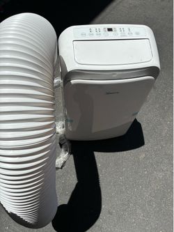 Portable air, conditioner, and fan