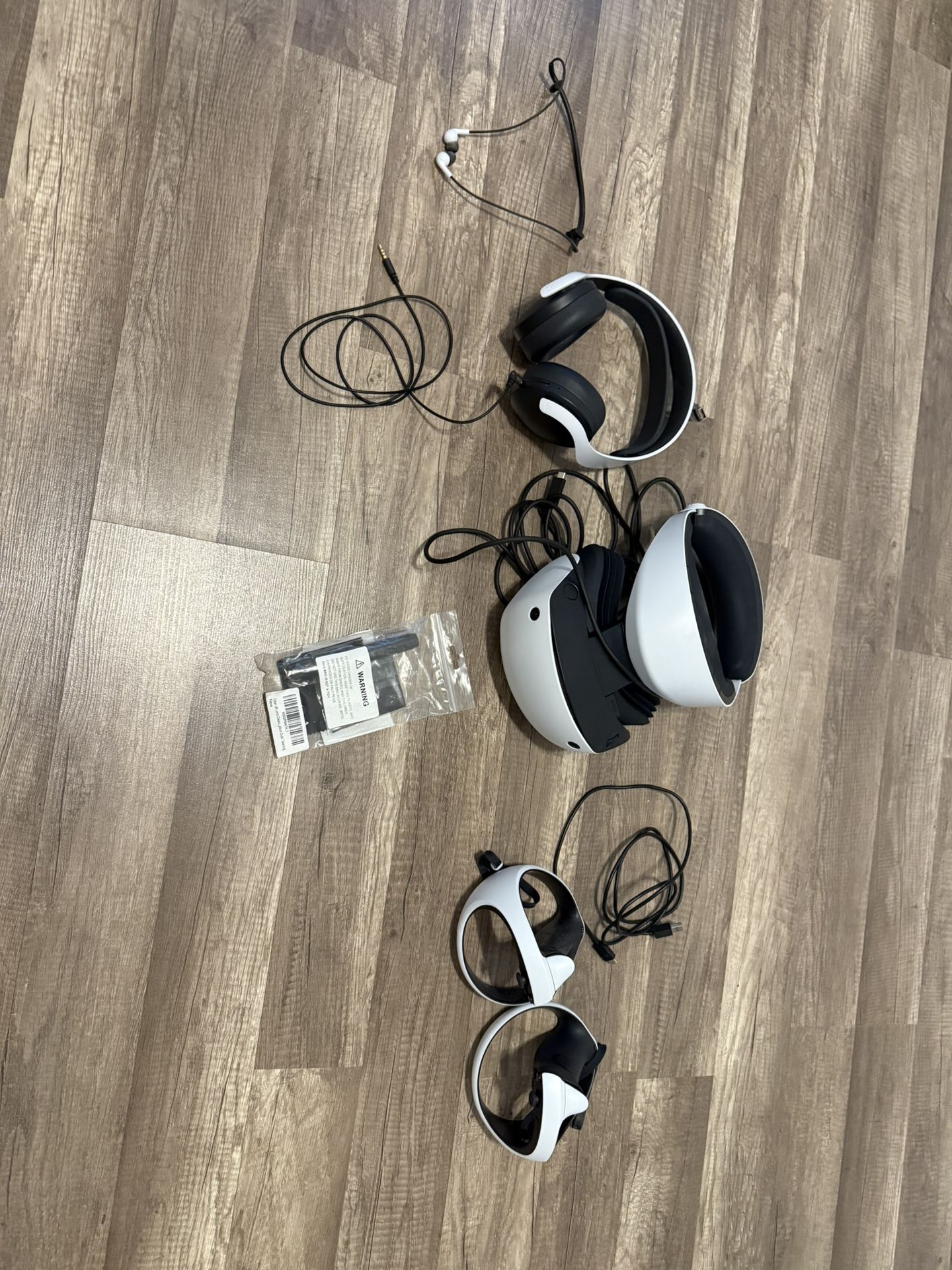 PSVR2 with Sony Pulse 3D Pulse Headset