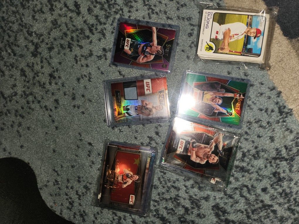 lots od mlb and ufc cards 80 for all. 250 for all plus 2/5 ribas and patch vettori