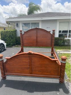King bed frame and box springs