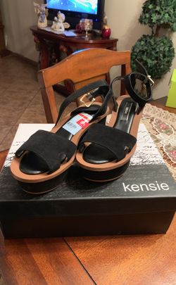 Black Low New Wedges Size 6.5 Women