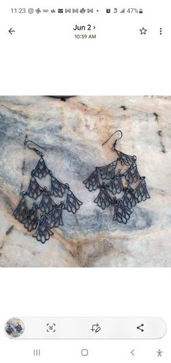Dangle earrings