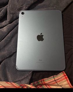iPad 10th gen