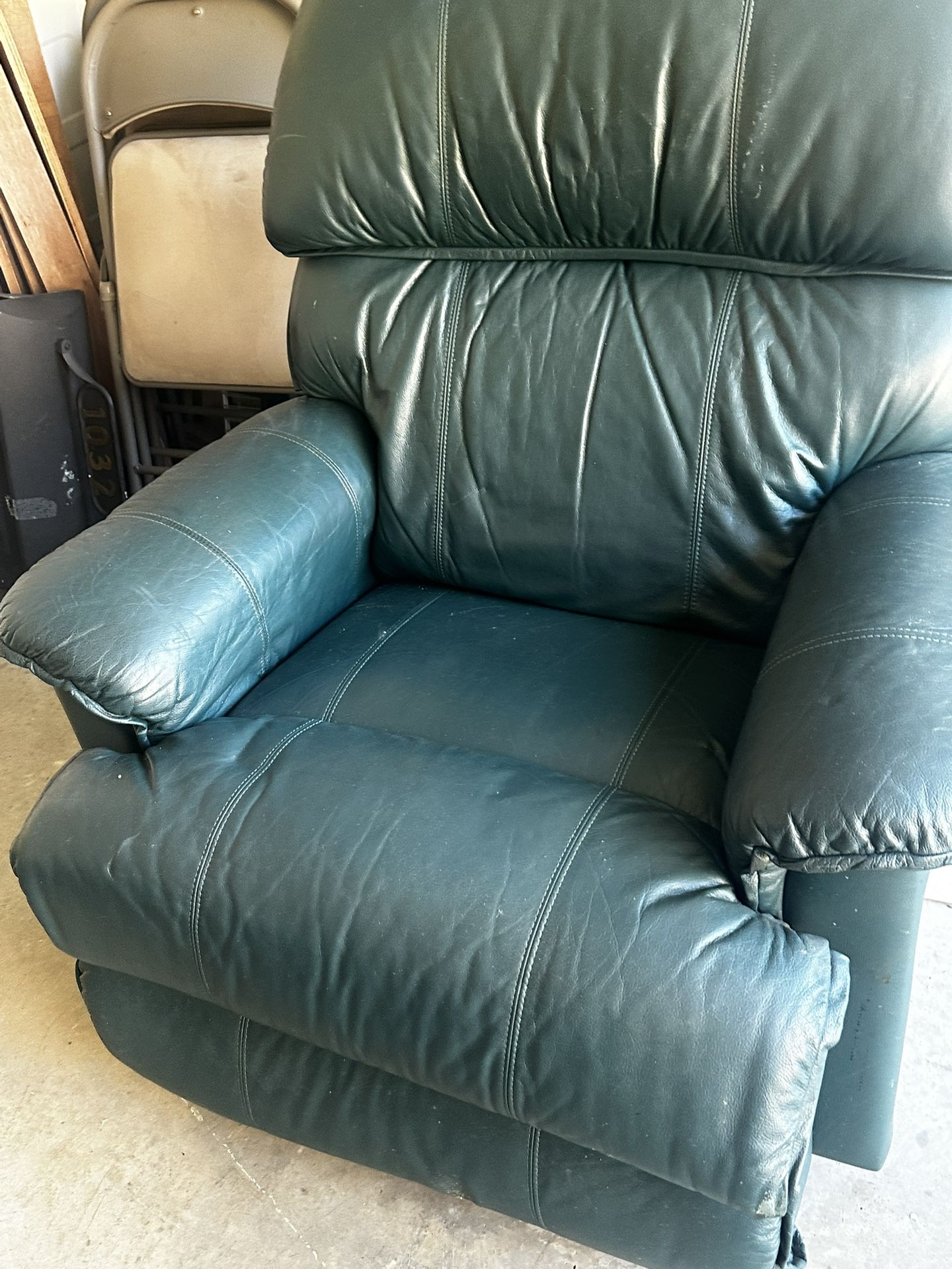 Green Leather Recliner