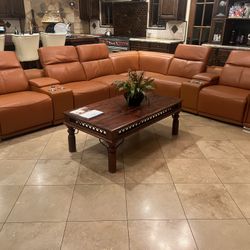 New Genuine Italian Leather 8 Piece 3 PWR Reclining Sectional.  Camel, White, Black Or Grey.  123” X 151”.  Free Delivery!