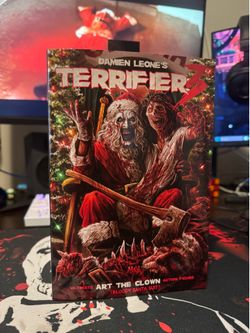 New Neca Terrifier 3 Ultimate Art The Clown Action Figure (Bloody Santa Suit)