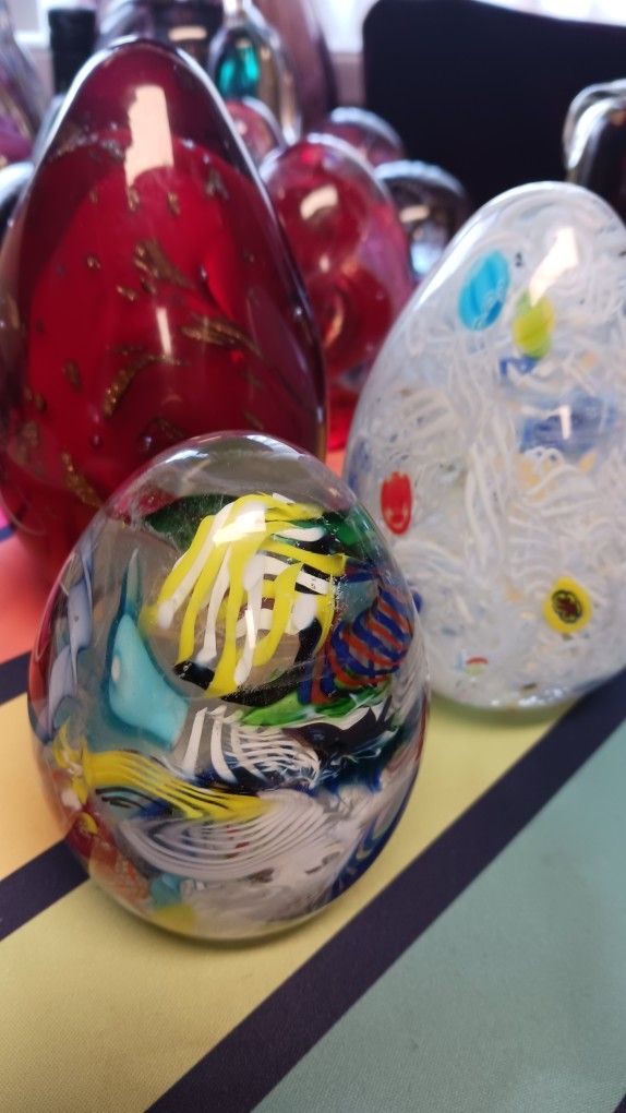 Rhonda 4 Paperweights