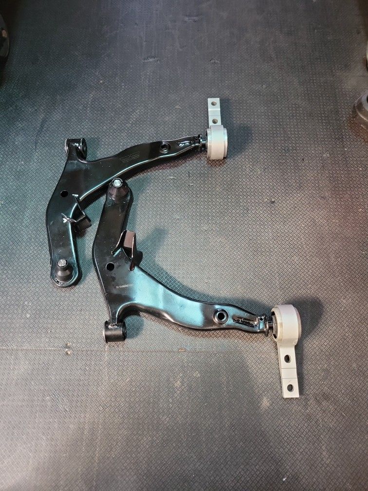 Nissan Murano Control Arms