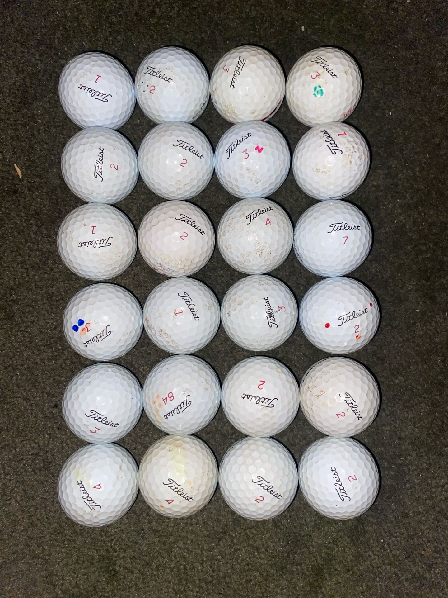2 Dozen Titleist Prov1x Golf Balls.