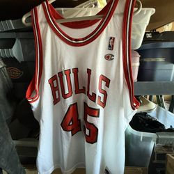 Michael Jordan champion jersey