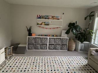 Polka dot Rug 6’7” X 9’8”