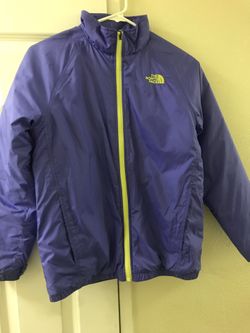 North face L woman’s coat almost new