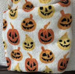 Pumpkin Throw