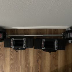 PRICE FIRM. Powerblock adjustable dumbbells. 20-90lbs EACH. Total 180lb SET. Bundle w/straight bar