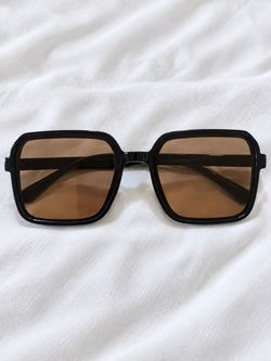 Oversized Square Frame Sunglasses