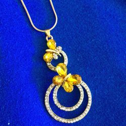 🦋 Yellow gemstone butterfly earrings with necklace together / Fine Fashion jewelry new 🦋🌿🦋🌿🦋