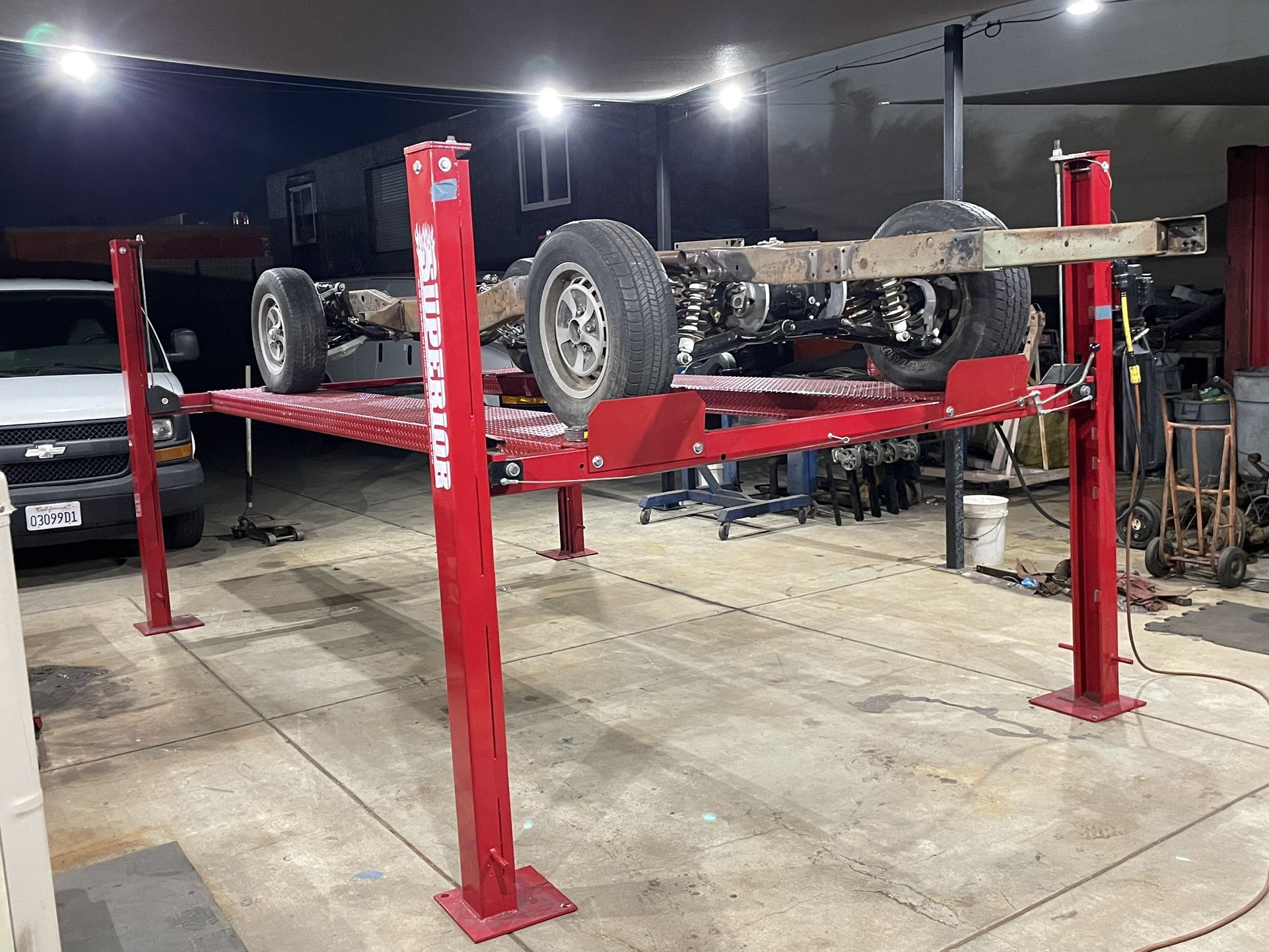 4 Post Hydraulic Lift 110v Superior Auto Lift 7000lbs Capacity