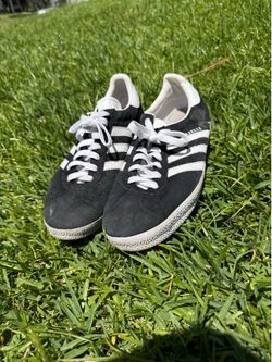 10 1/2 Adidas Gazelle
