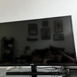 40” Samsung LED TV (not a Smart TV)