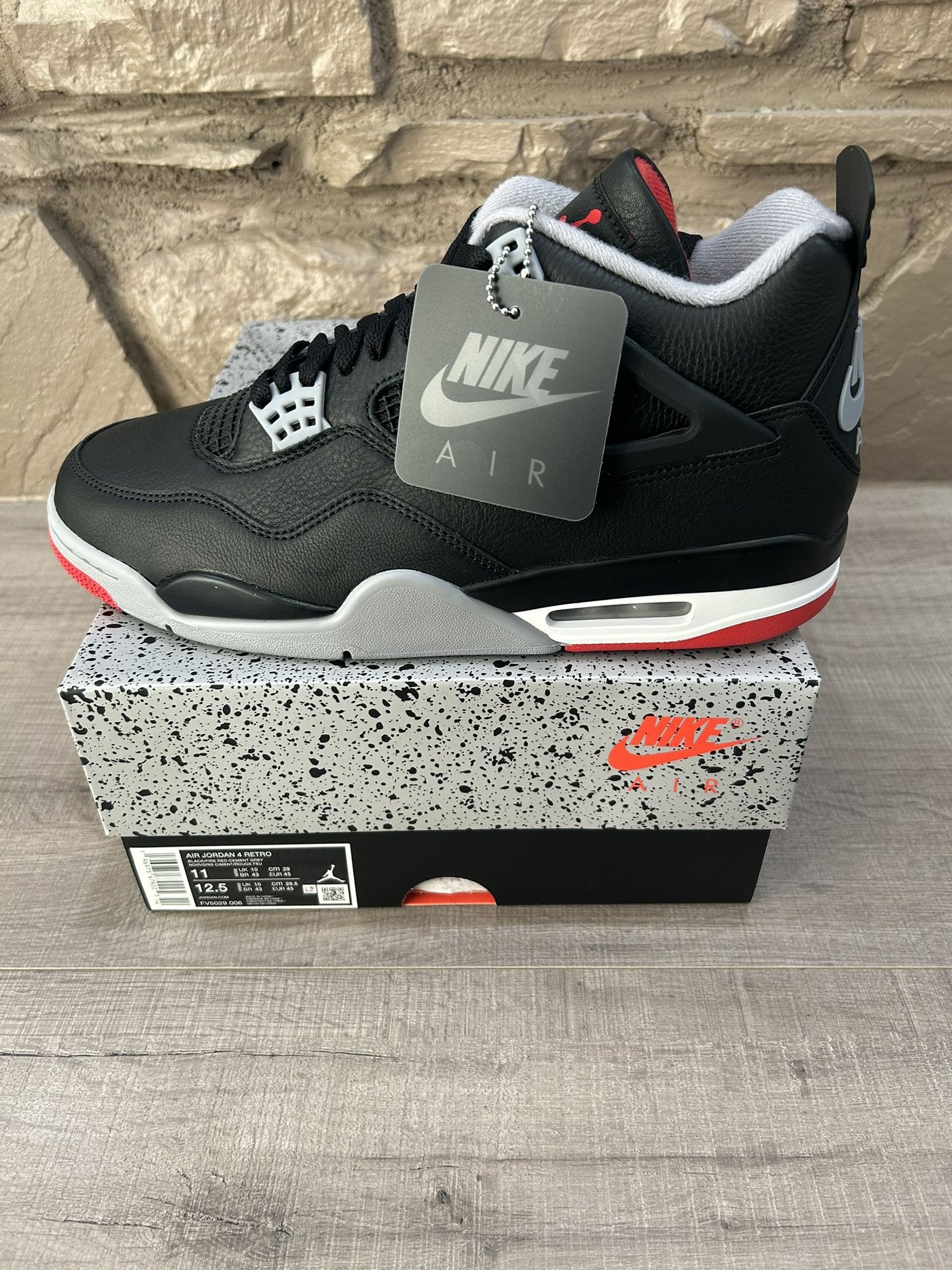 New DS Jordan 4 Retro Bred Reimagined Size 11 Men