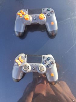 Sony Playstation 4 Controller set of two