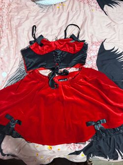 Costume