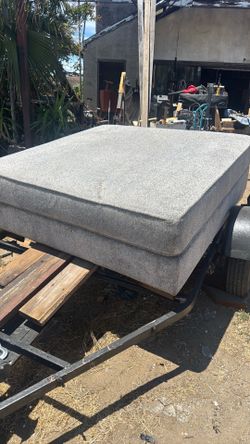 center couch ottoman