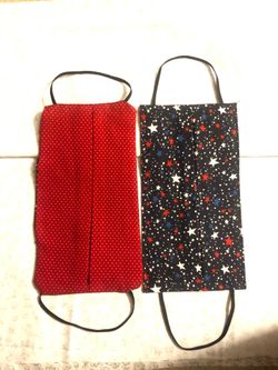 Reversible face masks