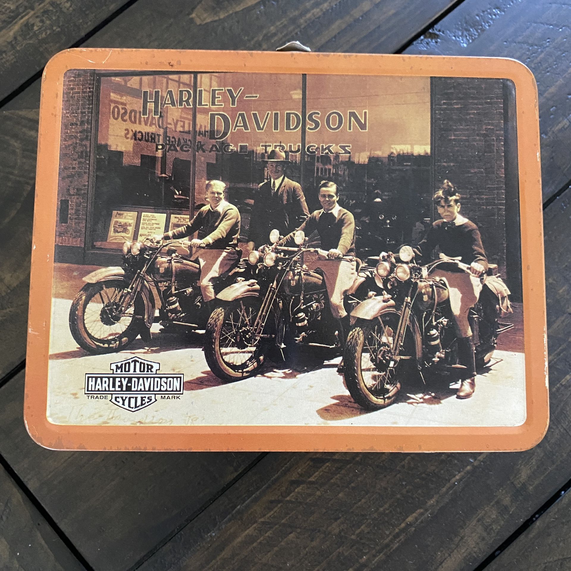 Vintage Harley Davidson Motorcycles Metal Lunchbox