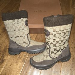 COACH Boots Size 7.5 