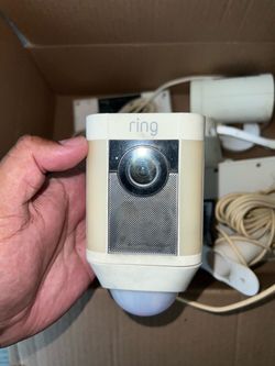 Ring Security Camera Bundle – 5 Cameras + 2 Solar Panels – Ready to Use