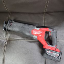 Milwaukee M18 FUEL SAWZALL Reciprocating Saw Kit