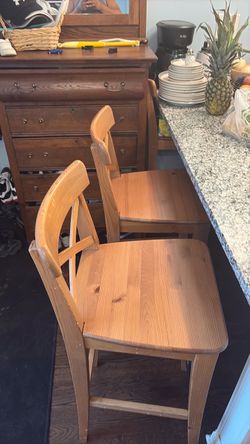 3 bar stools