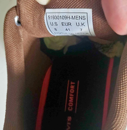 BROWN LEVI SHOES SNEAKERS - Like New - Mens Size 8