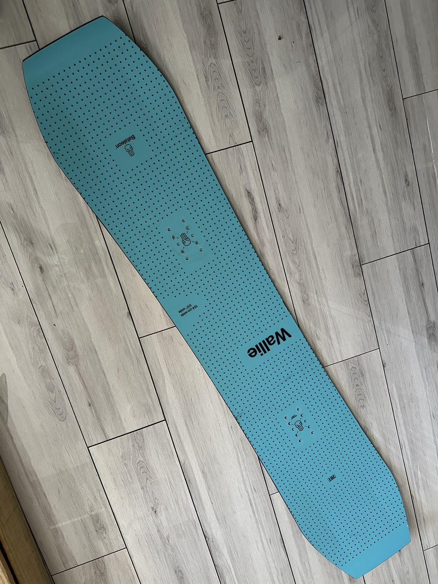 Snowboard - Size 154 W