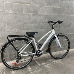 Infinity Boss 3 - 7 Speed Comfort Bike - New Condition 