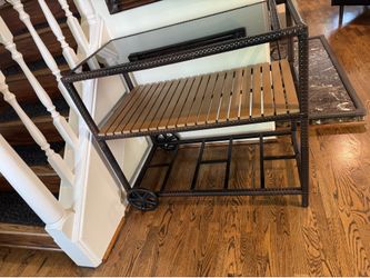 Outdoor/indoor serving cart