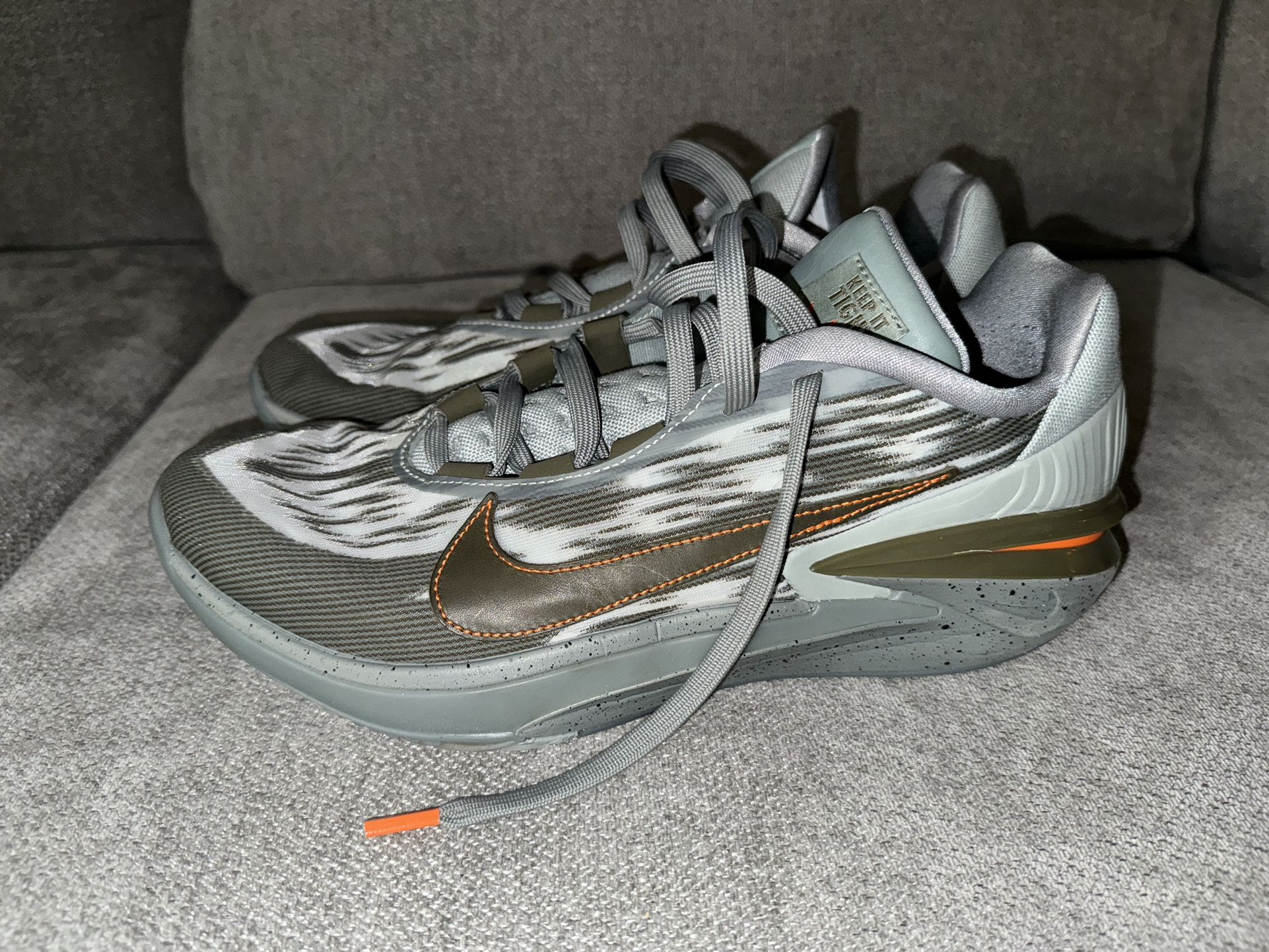 GT Cut 2 DEVIN BOOKER