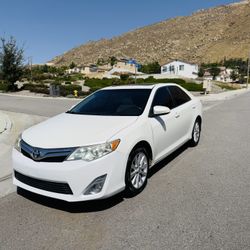 2014 Toyota Camry CLEAN TITLE 