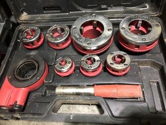 Ratcheting Pipe Threader Set