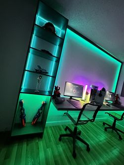 Costume Gaming Desk
