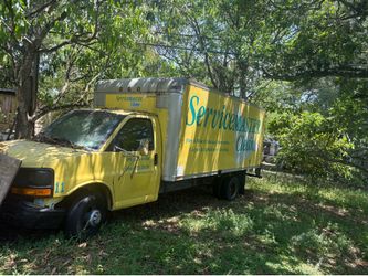 Box truck for sale