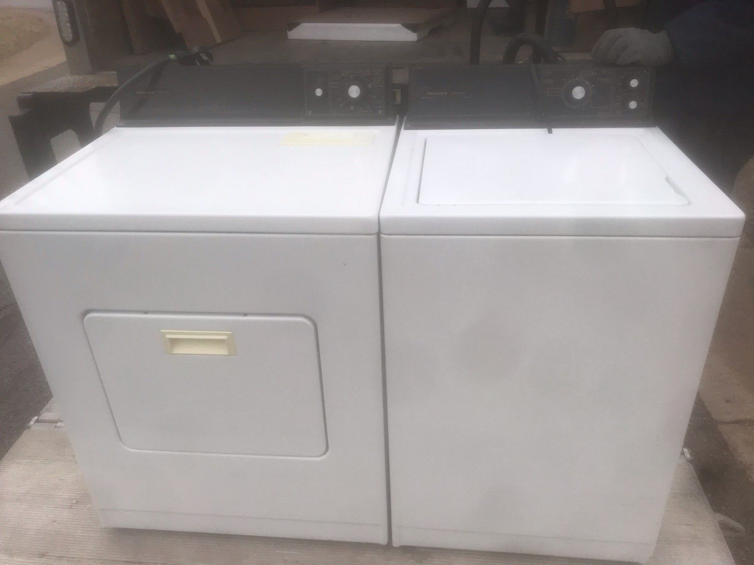 Kenmore electric set washer and dryer 300