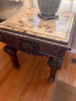 Luxury Coffee Table Set – Coffee Table + 2 End Tables $500 OBO