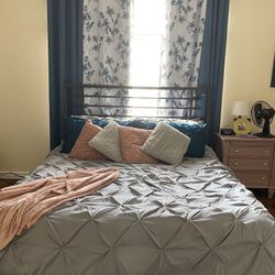 Industrial Metal Snap Assembled Cal King Bed Frame