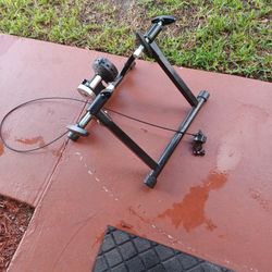 Sunlight E2 Trainer Exercise Bike 