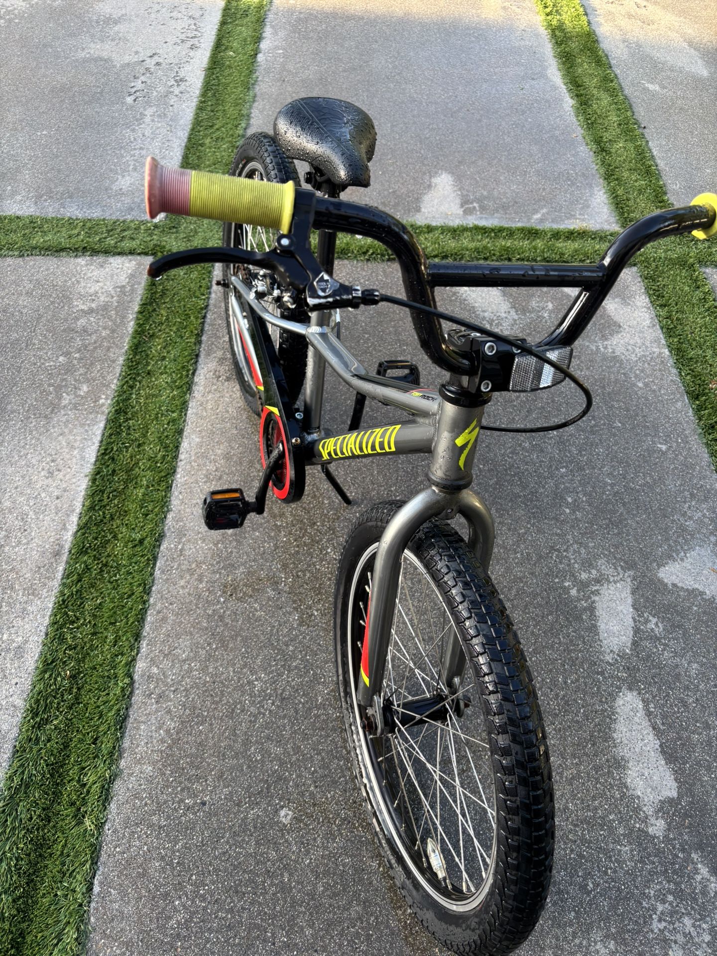 Specialized Kids Rip Rock Bike