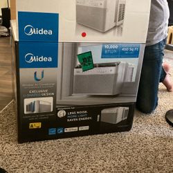 Midea Window Air Conditioner 450sq Ft